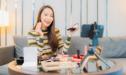 Newtopy Lifestyle Hacks: Healthy Routines for Busy Travelers